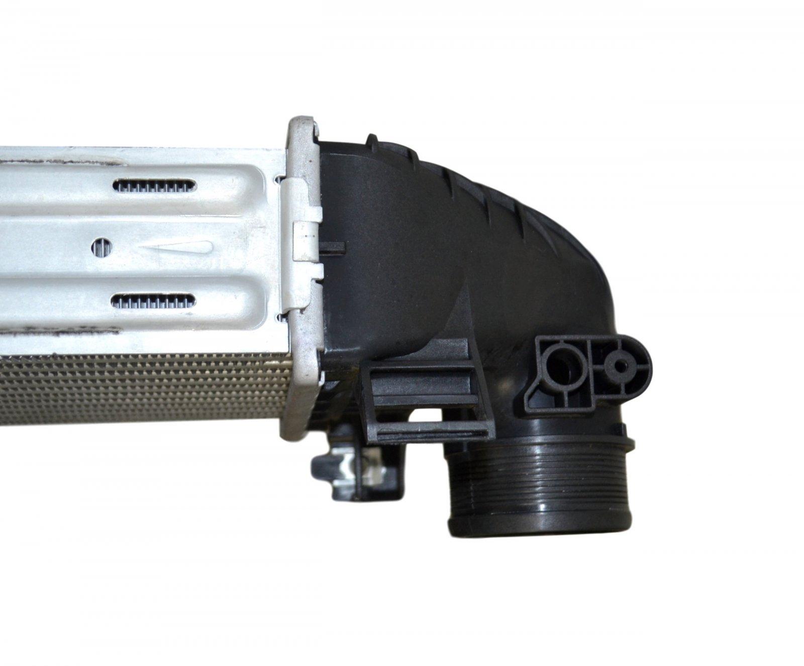 INTERCOOLER FORD FOCUS ST ESCAPE USA CV619L440DB Producent części Radiator