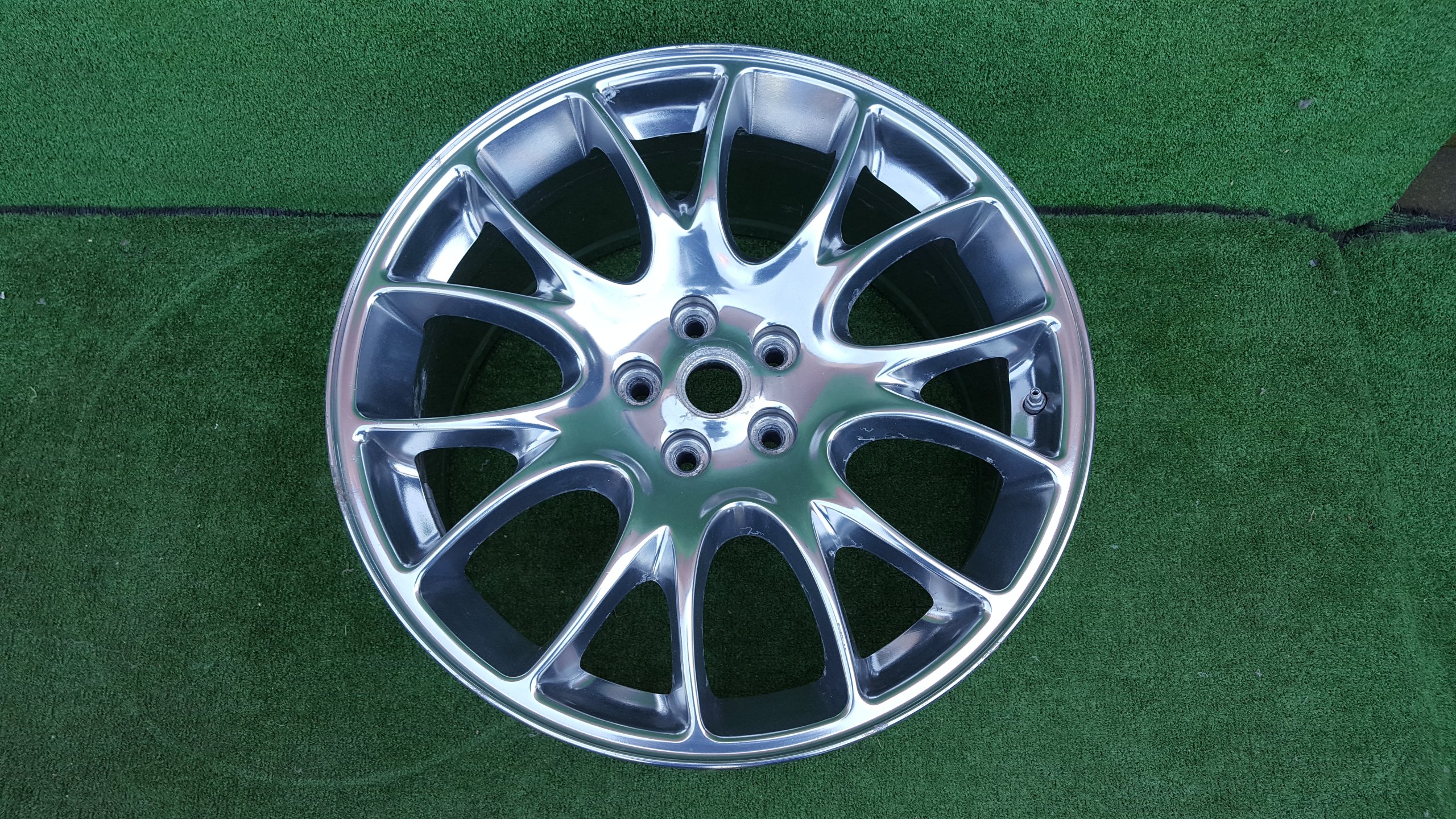 ФЕРРАРИ 612 SCAGLIETTI0x20et51,1 5x114 Md612/613