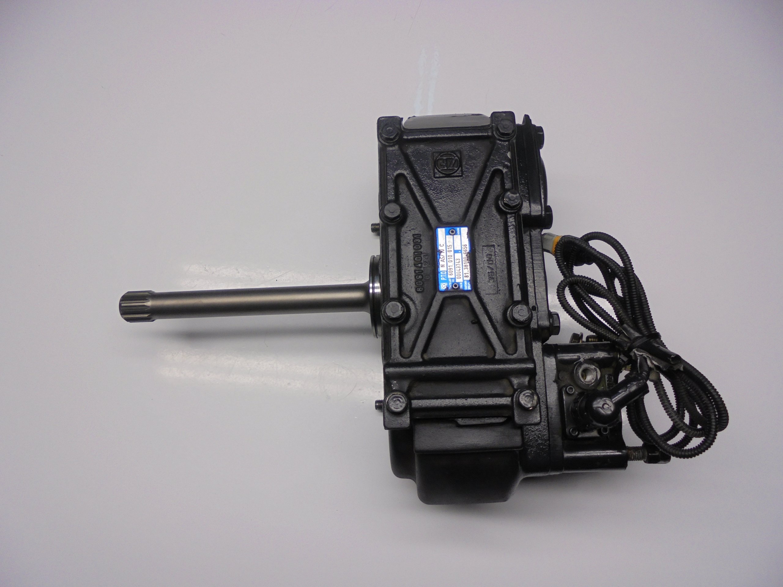 ПРИСТРІЙ ВІДБОРУ ПОТУЖНОСТІ КОРОБКИ ZF MAN DAF PTO