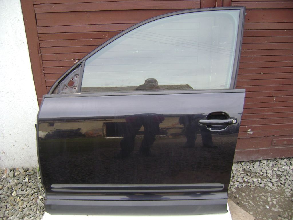 ДВЕРІ ЗЛІВА СПЕРЕДУ В ЗБОРІ VW TOUAREG 03-10l0