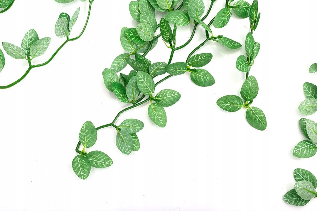 Repti-zoo Umělá Závěsná Rostlina Břečťan Na Pozadí