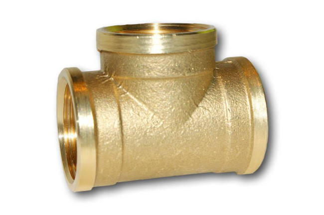 

Mosiężny trójnik 3/8" 870
