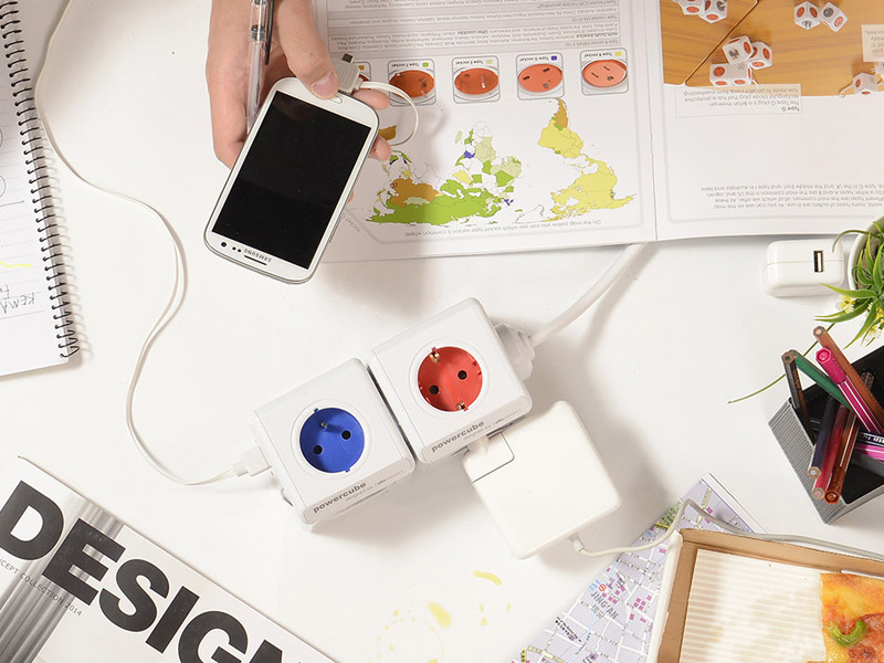 Listwa rozgałęźnik PowerCube Oryginal NIEBIESKI Model 2100BL/FRORPC