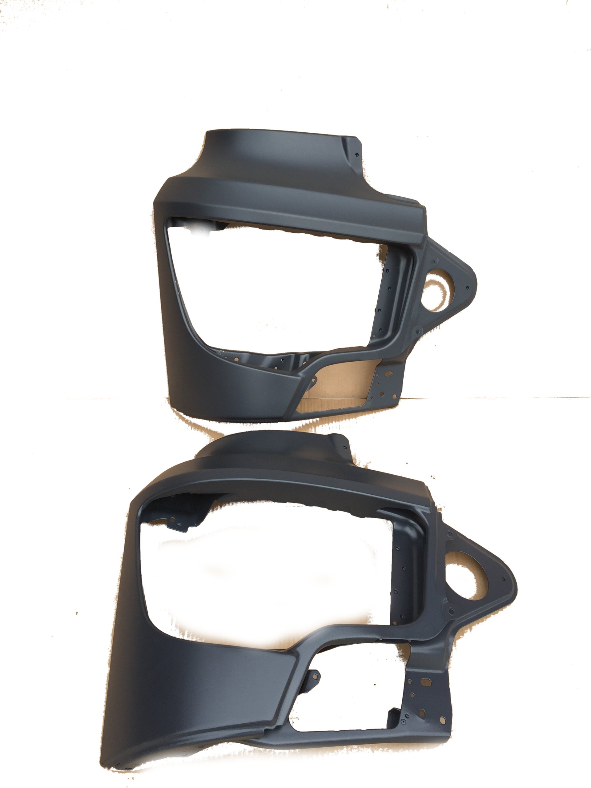 MERCEDES ACTROS MP4 ОКУЛЯР БАМПЕР ПРАВИЙ