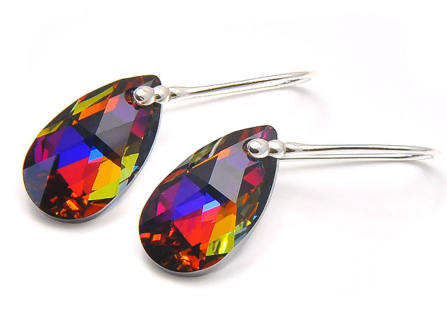

Srebrne Kolczyki Migdał Swarovski Volcano Pudełko
