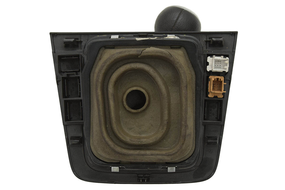 РЫЧАГ ПЕРЕКЛЮЧЕНИЯ ПЕРЕДАЧ ДЛЯ VW 3C0864263