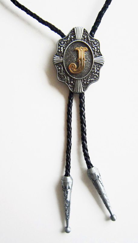 Kravata country western bolo s iniciálou J jurek jarek jeremi justyna Janek