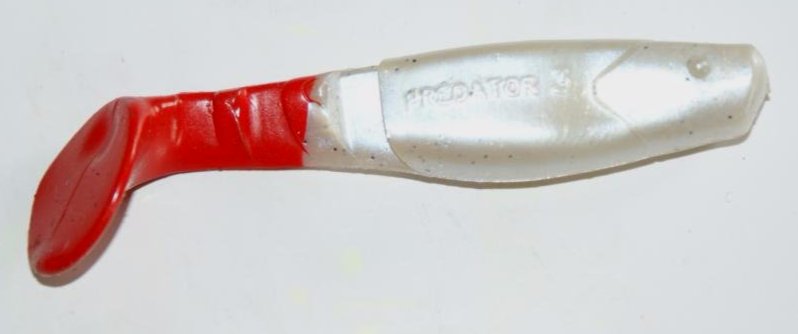 

Manns Predator 90mm Perła z czerw.ogonem