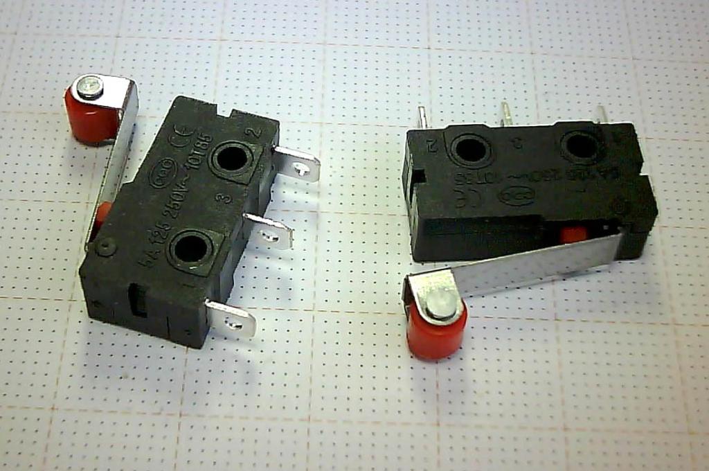 [STcs] WKR18R przełącznik krańcowy dźwignia z rolką