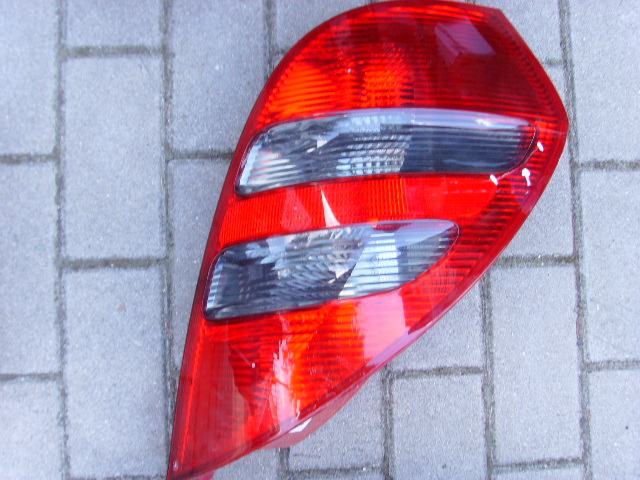 MERCEDES a W169 фонарь правый