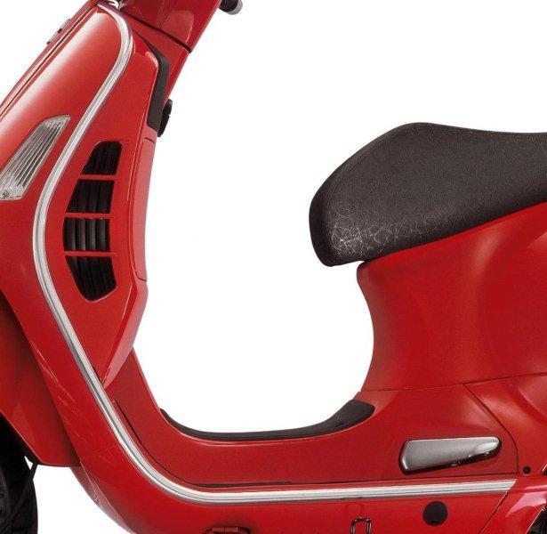 

Obrzeże listwa ozdobna Chrom Vespa Gt Gts Gtv -19