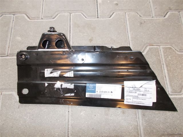 Фартух кронштейн MERCEDES E-Class W212 A2126203134