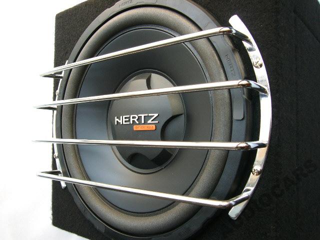 METALOWA MASKOWNICA PRETY GRILL NA GLOSNIK 38CM Marka Dax