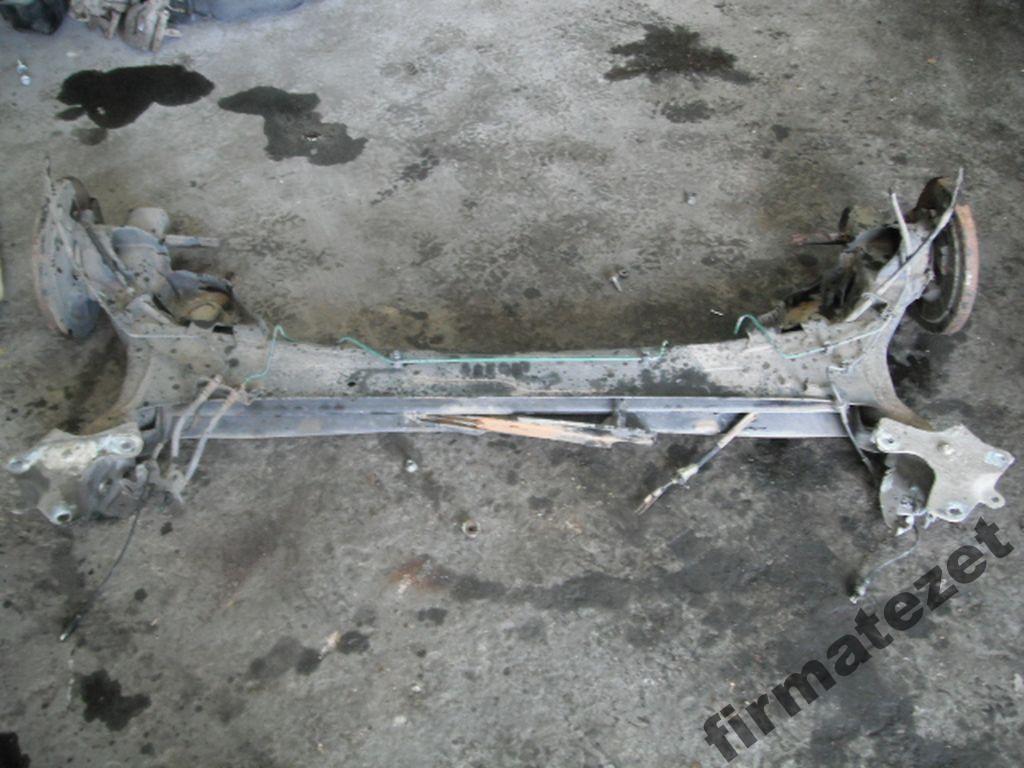 RENAULT SCENIC 2 II ЗАДНЯ ВІСЬ БАЛКА ПІДВІСКИ ЗАДНЯ