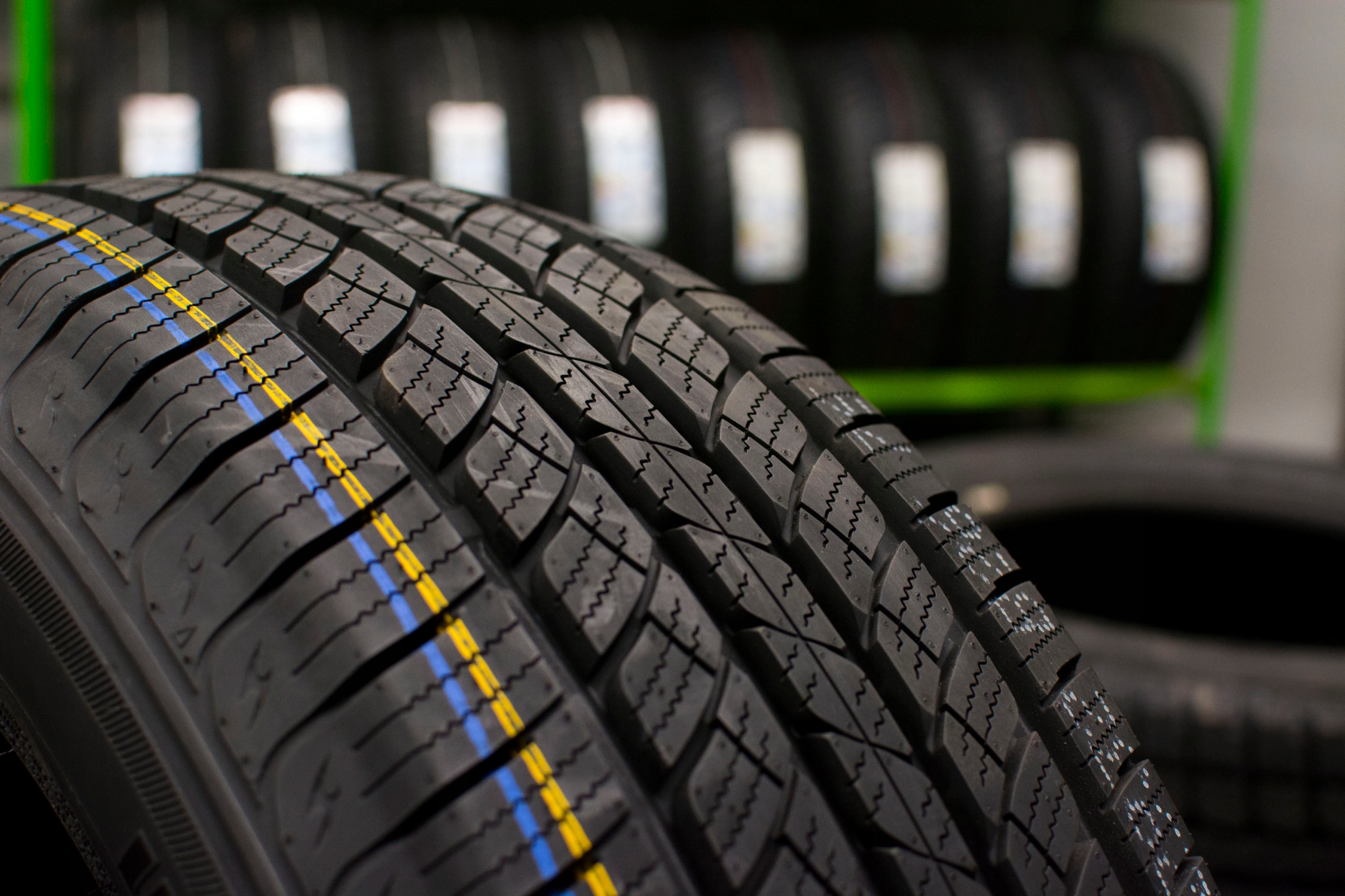 4x Opony 215/70 R16 GOODRIDE CAŁOROCZNE 4x4 / SUV EAN (GTIN) 6927116199043