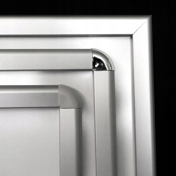 STOJAK REKLAMOWY A1 Z NADSTAWKĄ (POTYKACZ) Szerokość produktu 64 cm