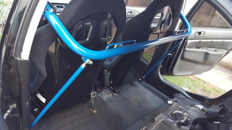 

Harness bar mocoeanie pasow lancer Evo V IX