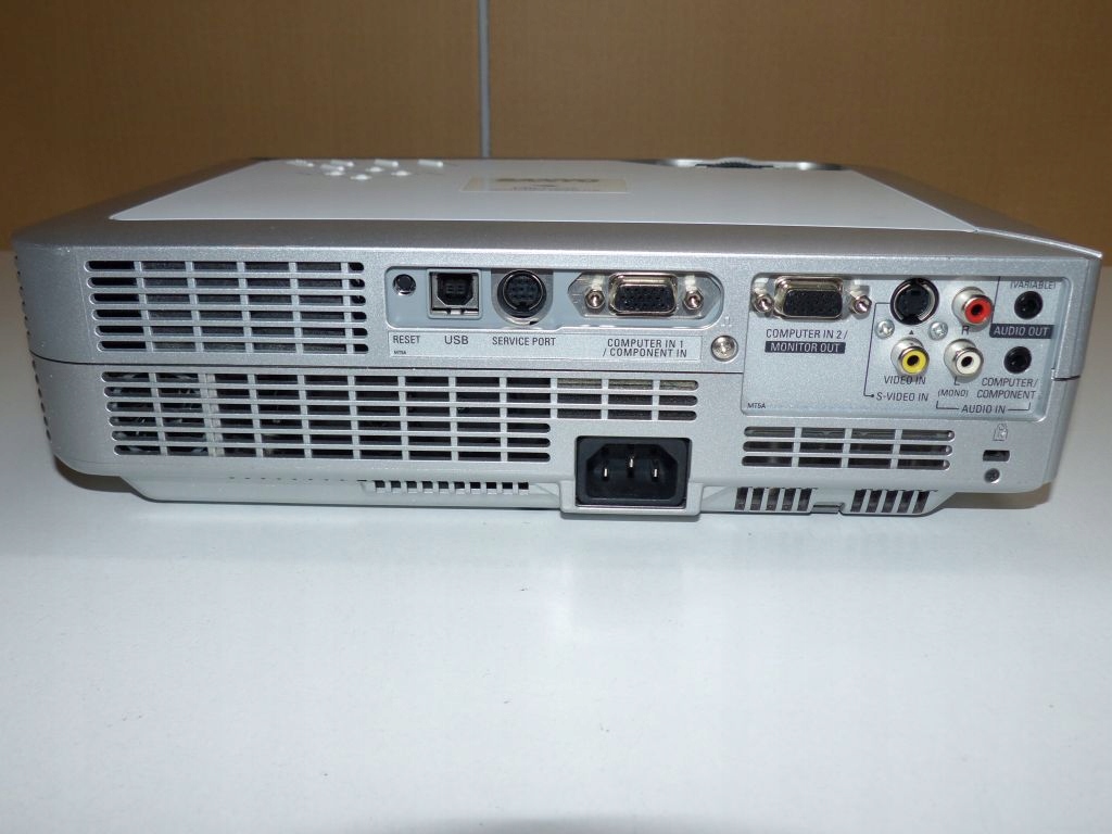 PROJEKTOR RZUTNIK SANYO PS4 FILM KINO XBOX PREZENT Jasność lampy (ANSI) 1500 lm