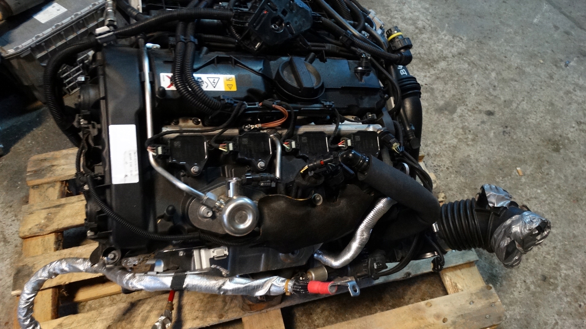 IDEALNY engine KPL.BMW G11 G30 740E HYBRYDA B48B20B 1