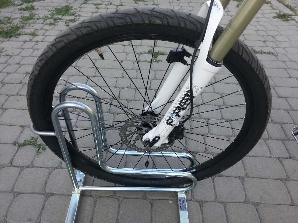 STOJAK NA ROWER ROWERY RAD 9 OCYNK ROWEROWE HIT Model STOJAK
