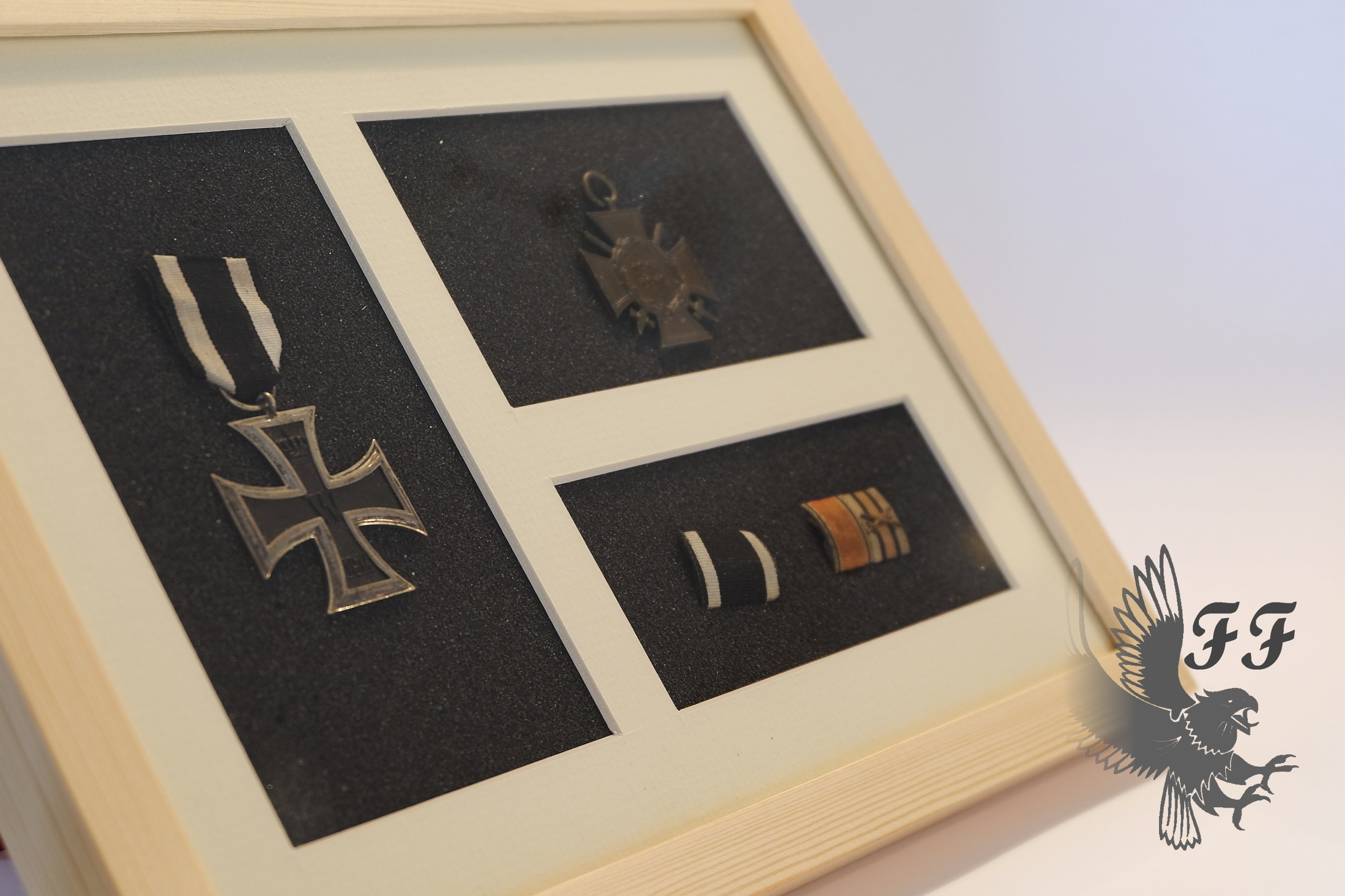 Рамки для наград - орденов и медалей, монет и других ценных предметов