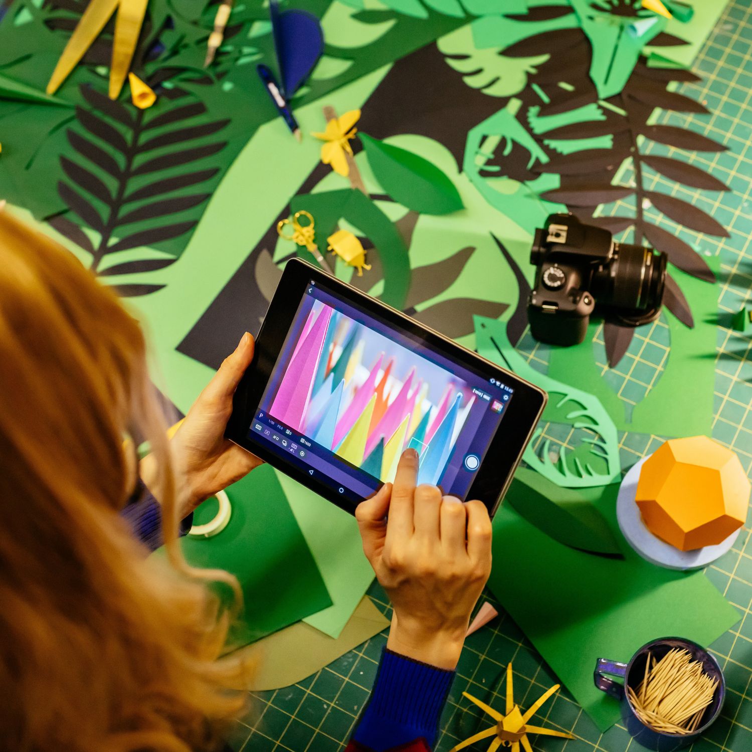 CANON EOS 4000D + OBIEKTYW 18-55 DC III + 7 GRATISÓW 2xAKU Rozmiar matrycy APS-C