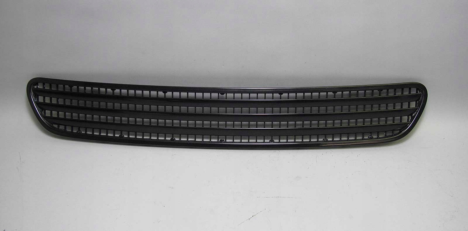 51137026324 - Декоративная решетка воздухозаборника BMW 7 E66 Оригинал