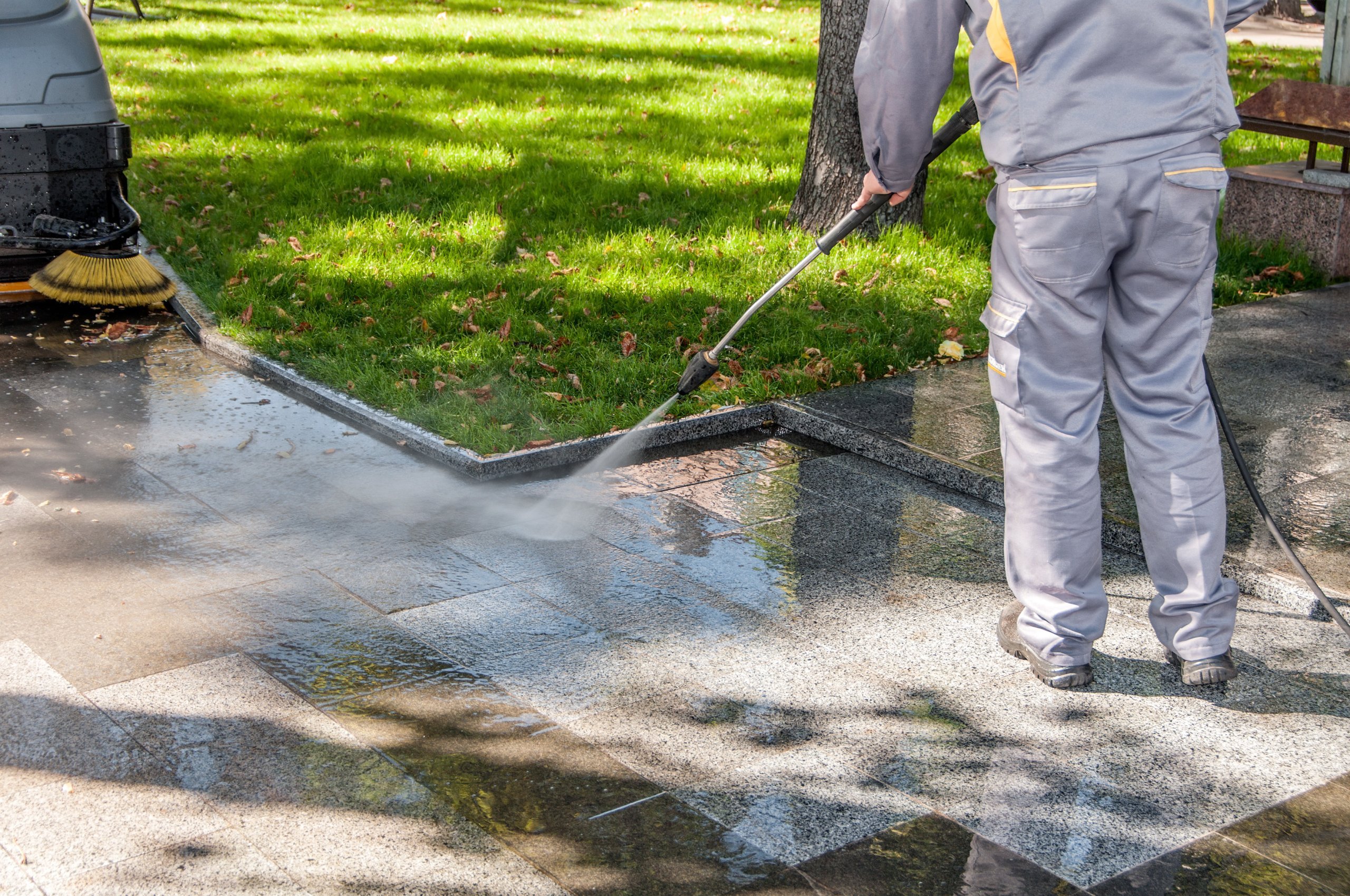 High pressure. Pressure washing. Pressure Wash. Commercial Pressure washing service. Cleaning Dirt.