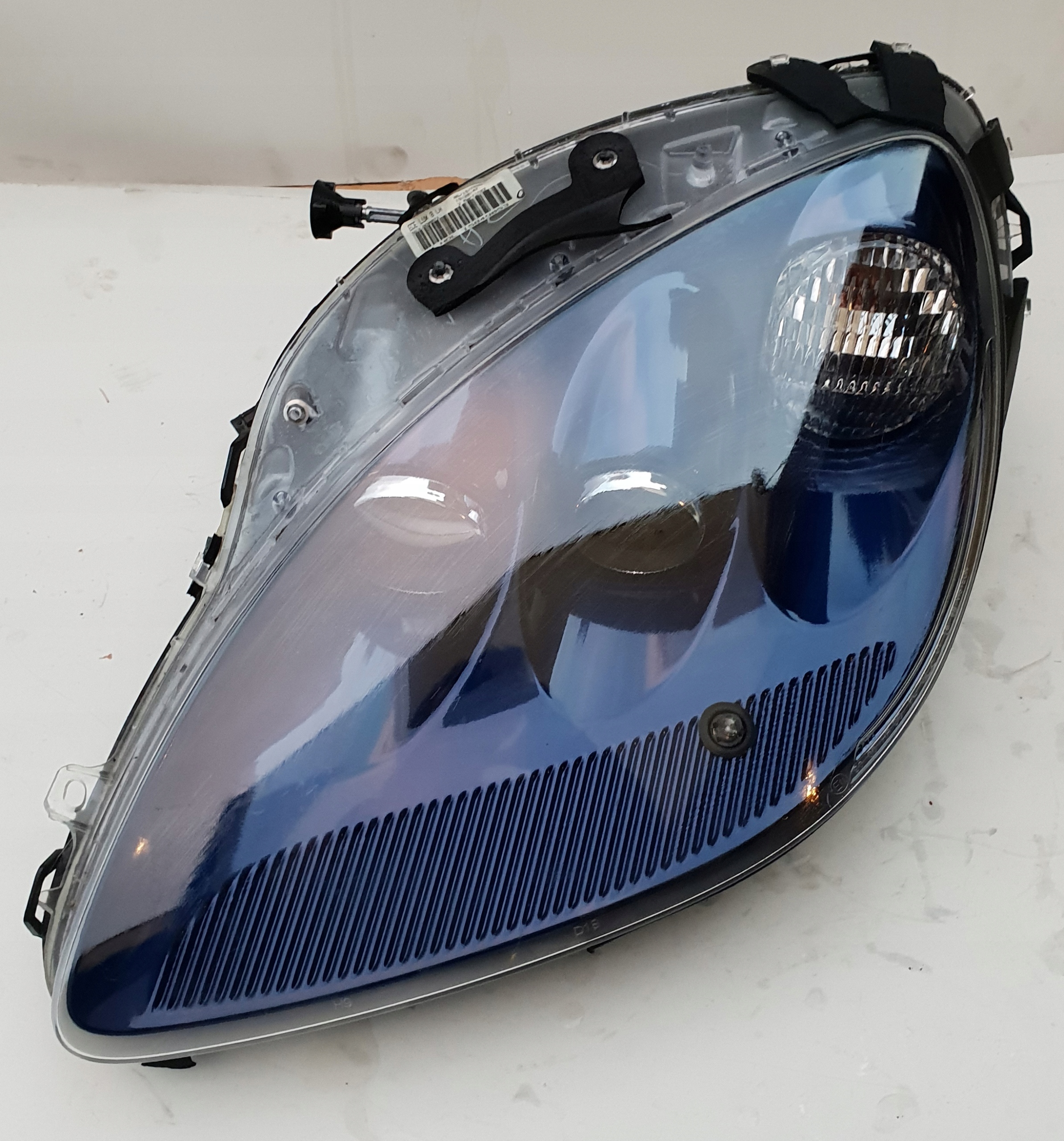 LAMPA PRZEDNIA PRAWA LEWA CHEVROLET CORVETTE C6 227930013