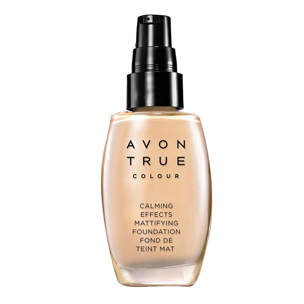 

*avon* Podkład Matująco- Antystresowy Nude