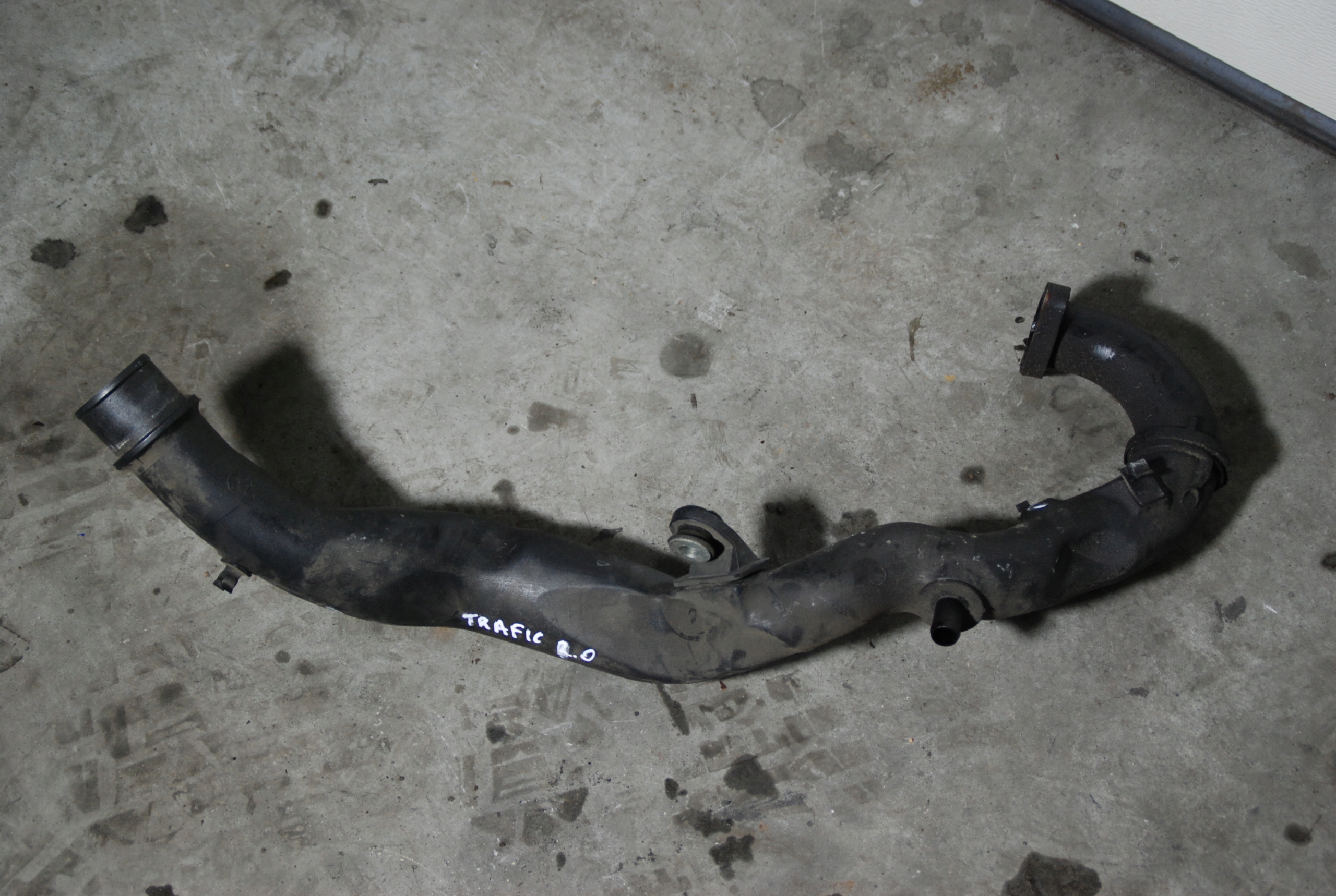 TRAFIC VIVARO 2.0 DCI M9R ТУРБИННАЯ ТРУБА 93861384