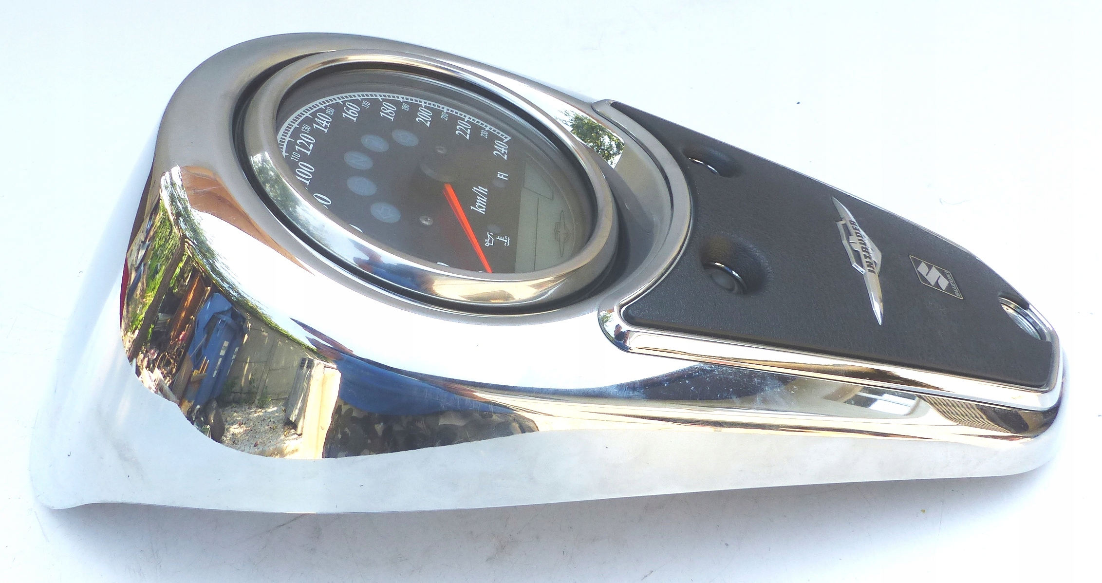 OBUDOWA OSLONA LICZNIK SUZUKI VZR 1800 INTRUDER Part manufacturer Suzuki original OE