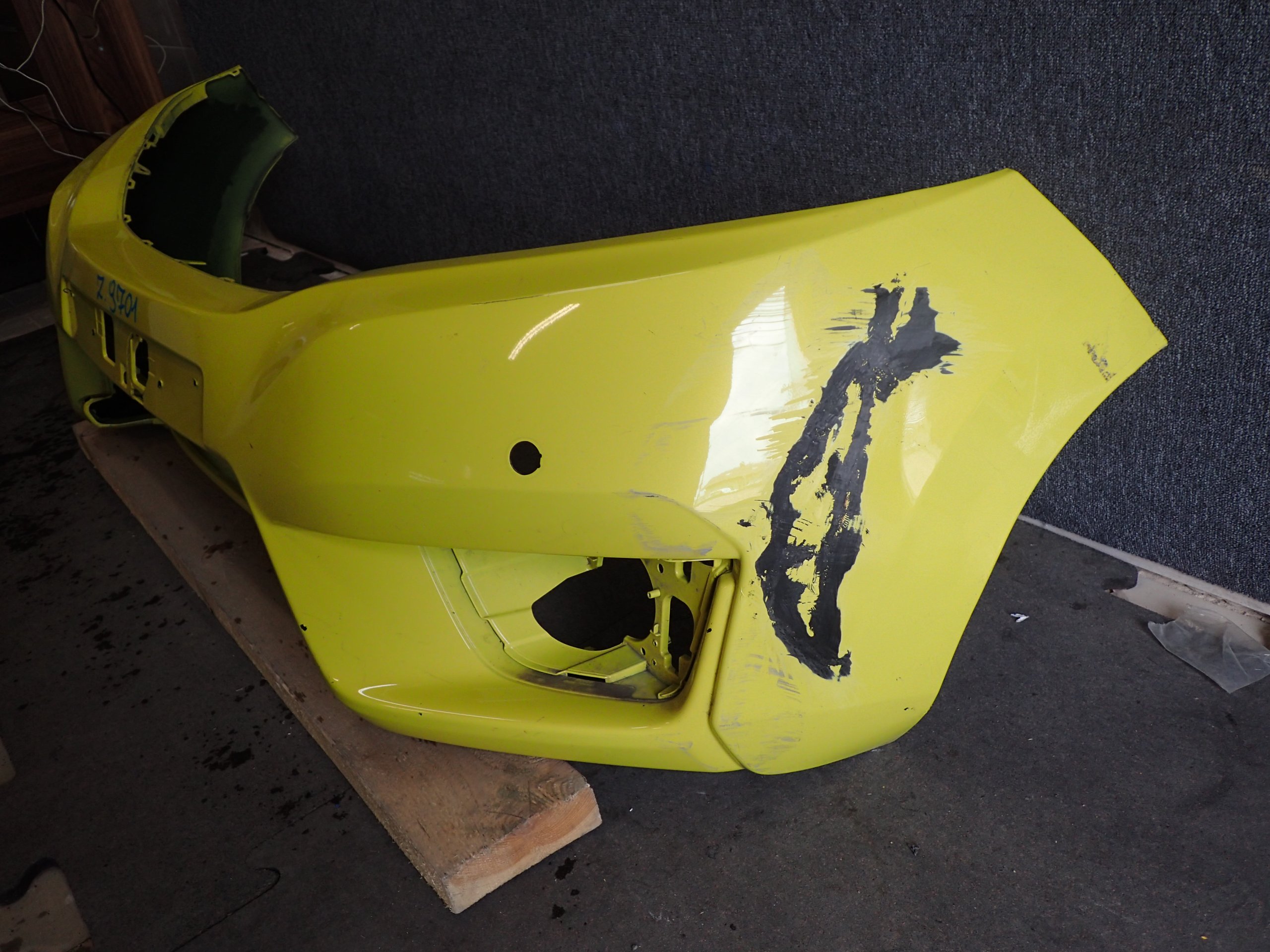 nárazník předek HONDA JAZZ 15