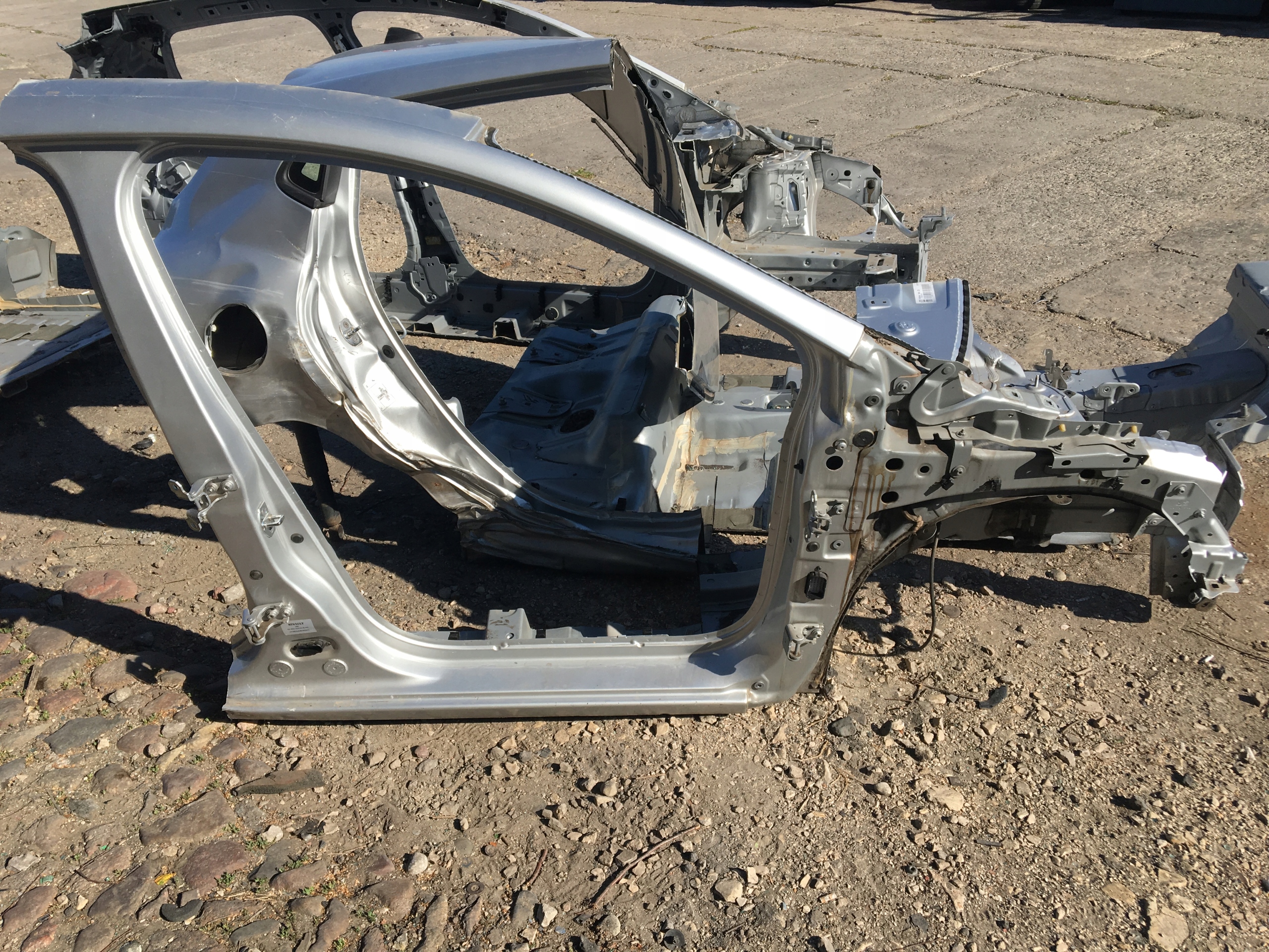 CWIARTKA PRÓG CLIO IV