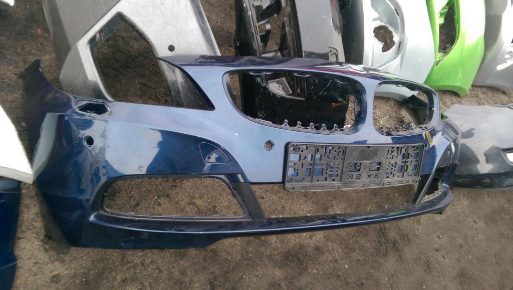 BMW Z4 E89 przedni zderzak skorupa