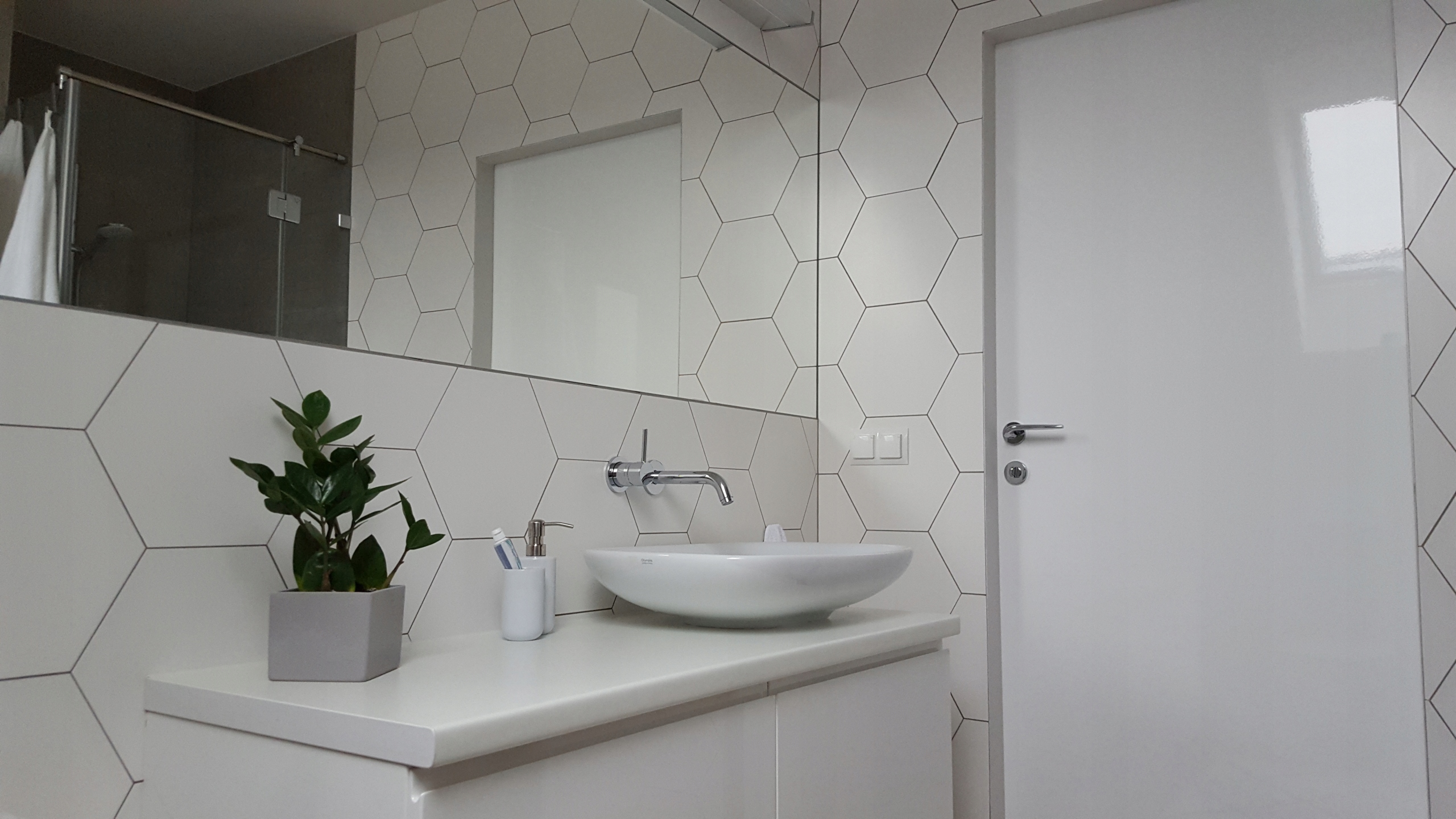 PŁYTKI HEKSAGONALNE BIAŁE MAT matowe 25x28 HIT Szerokość produktu 28 cm