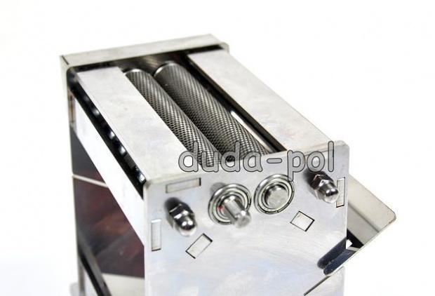 MASZYNKA DO CIĘCIA TYTONIU ZIÓŁ + ZSYP / 0,8mm Rodzaj ręczna