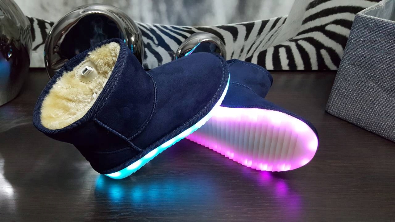 BUTY LED ŚNIEGOWCE EMULAKI GRANAT 11 MOTYWÓW R.32 Marka inna