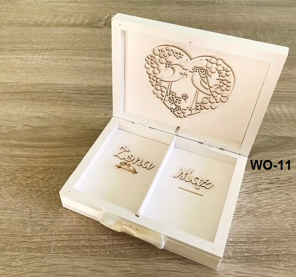 Pudełko na koperty + obrączki białe 03 Wysokość produktu 22 cm