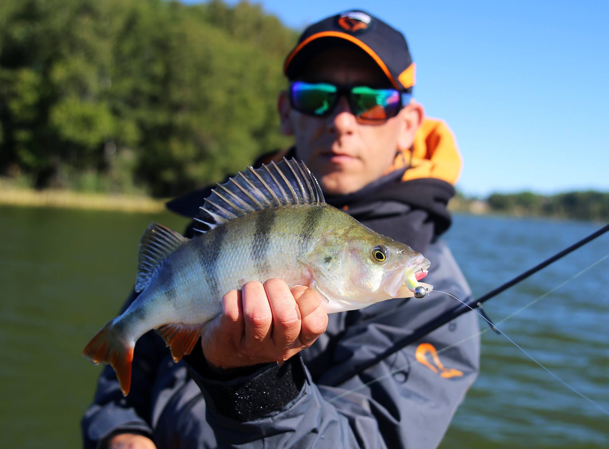 Savage Gear CANNIBAL 8cm 5g - UV Pink Rodzaj ripper