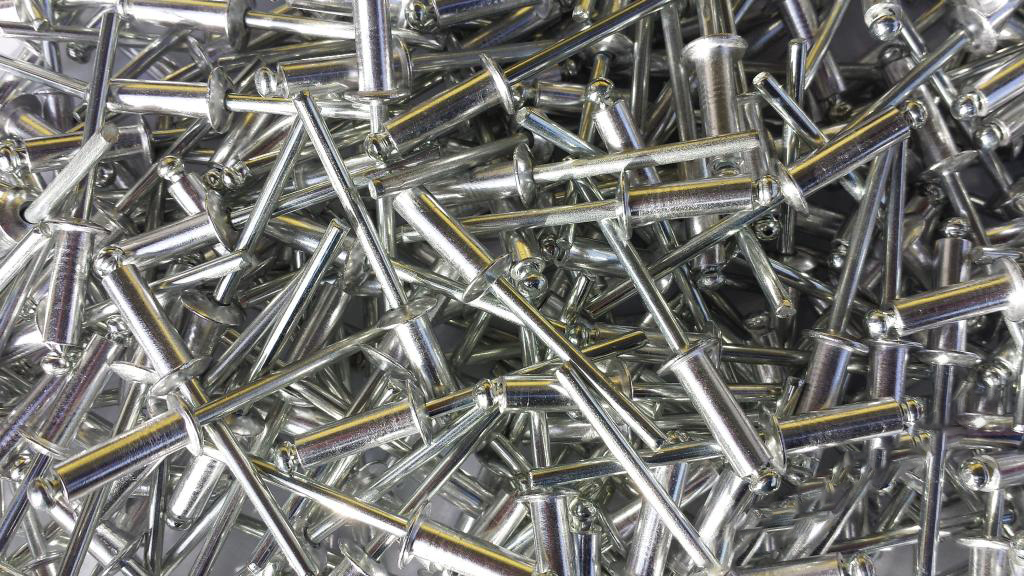 

Nity Aluminiowe Zrywalne 5x6mm 0,25kg. 105szt.