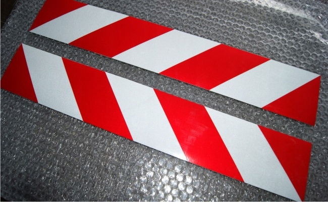 NAKLEJKI PASY OSTRZEGAWCZE ODBLASKOWE - 14 x 60 cm Producent części inny