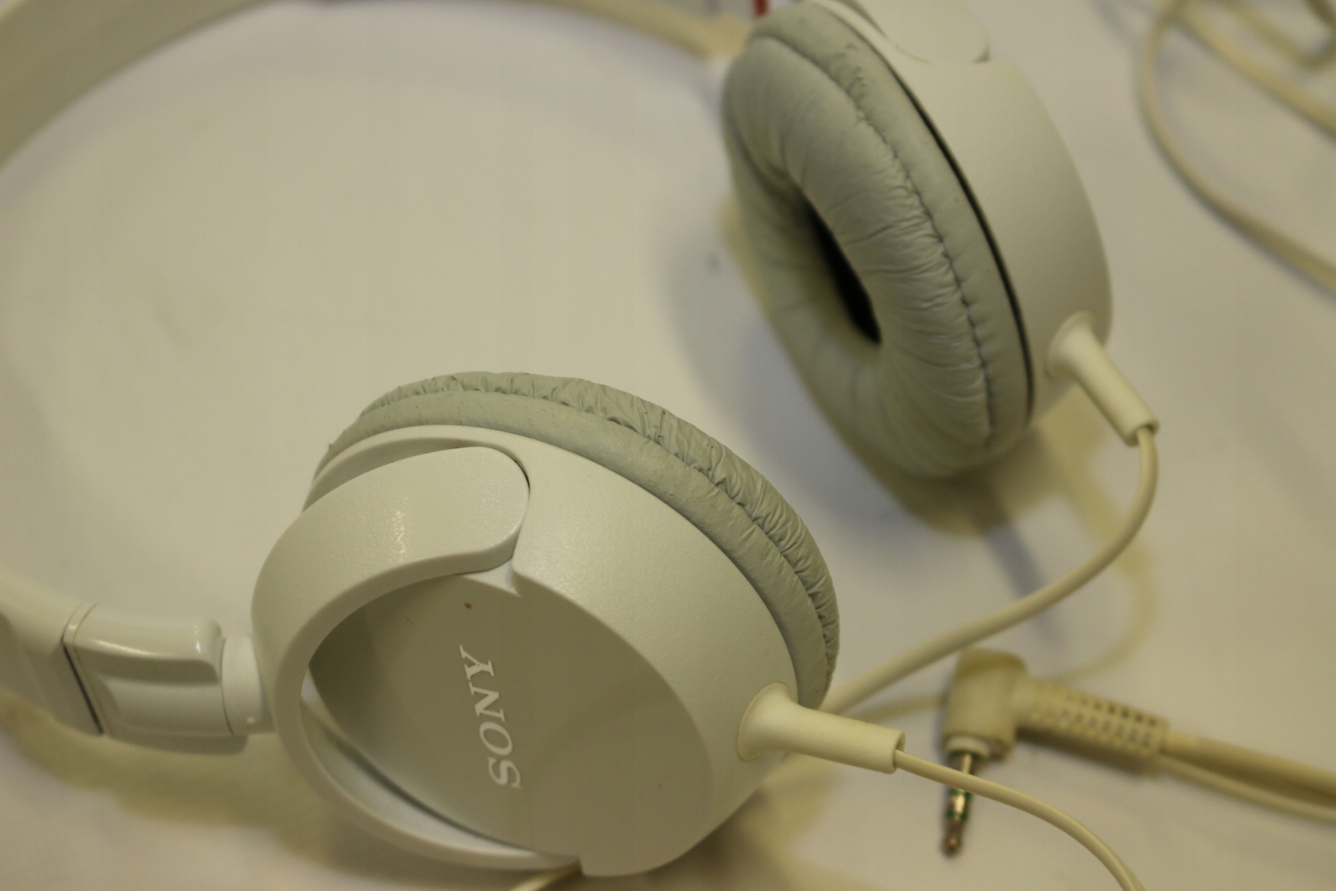 Słuchawki Sony MDR-ZX100B Marka Sony