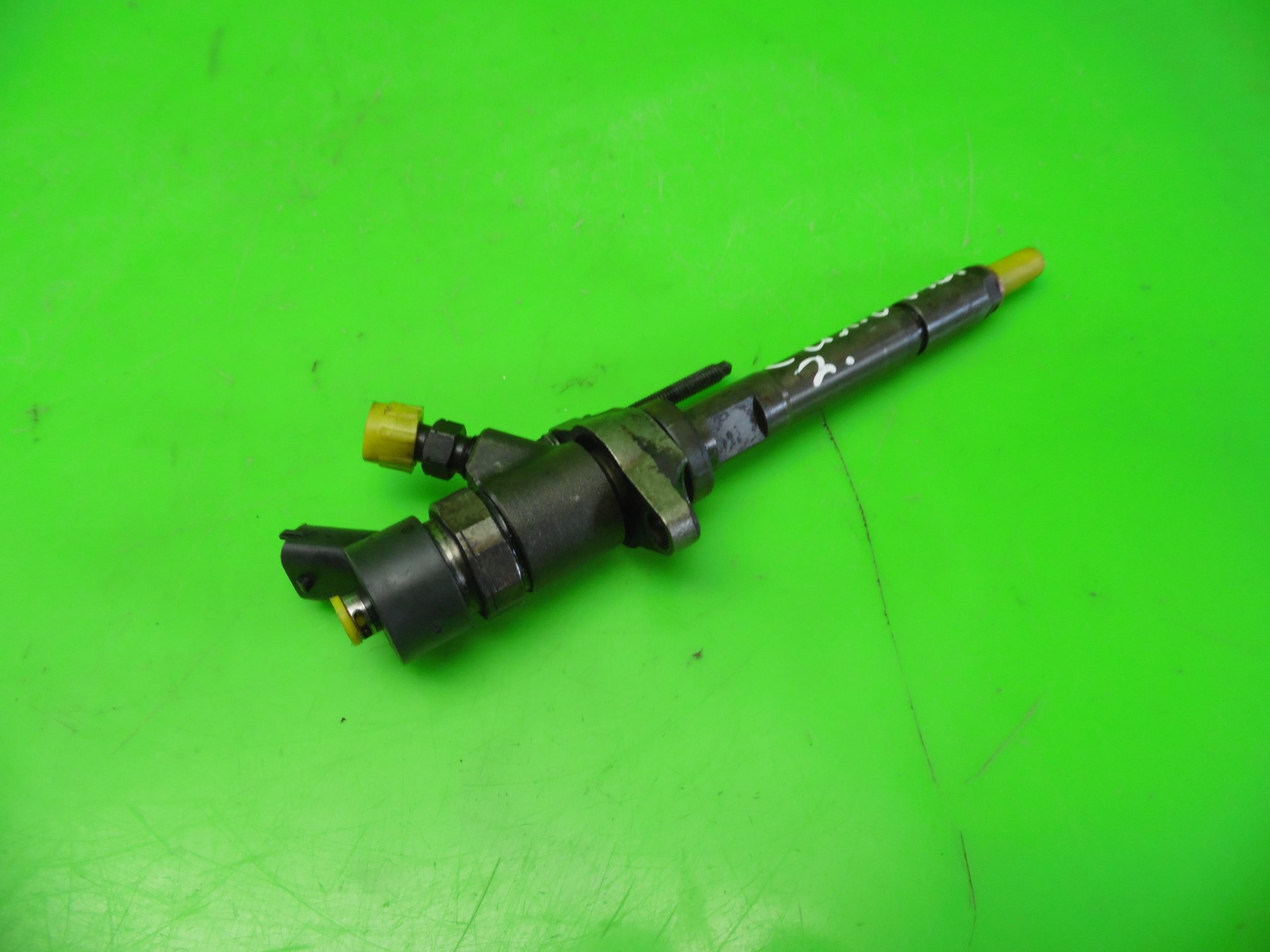 WTRYSKIWACZ 0445110239 CITROEN C4 I 1.6HDI 04-08 Producent części Bosch