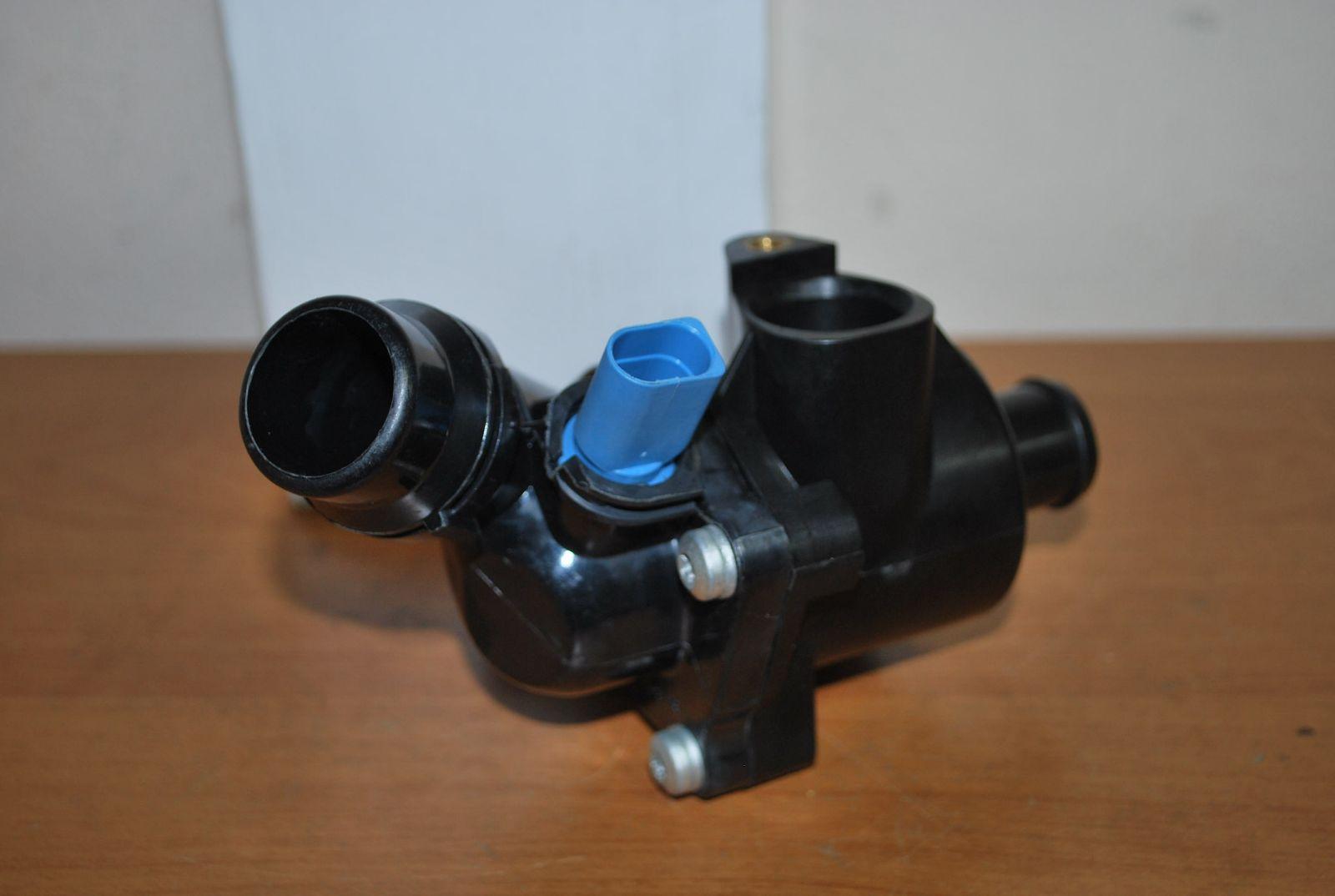 TERMOSTAT AUDI A4 B6 B7 1.8T A6 C5 1.8T 2.0 Producent części Maxgear