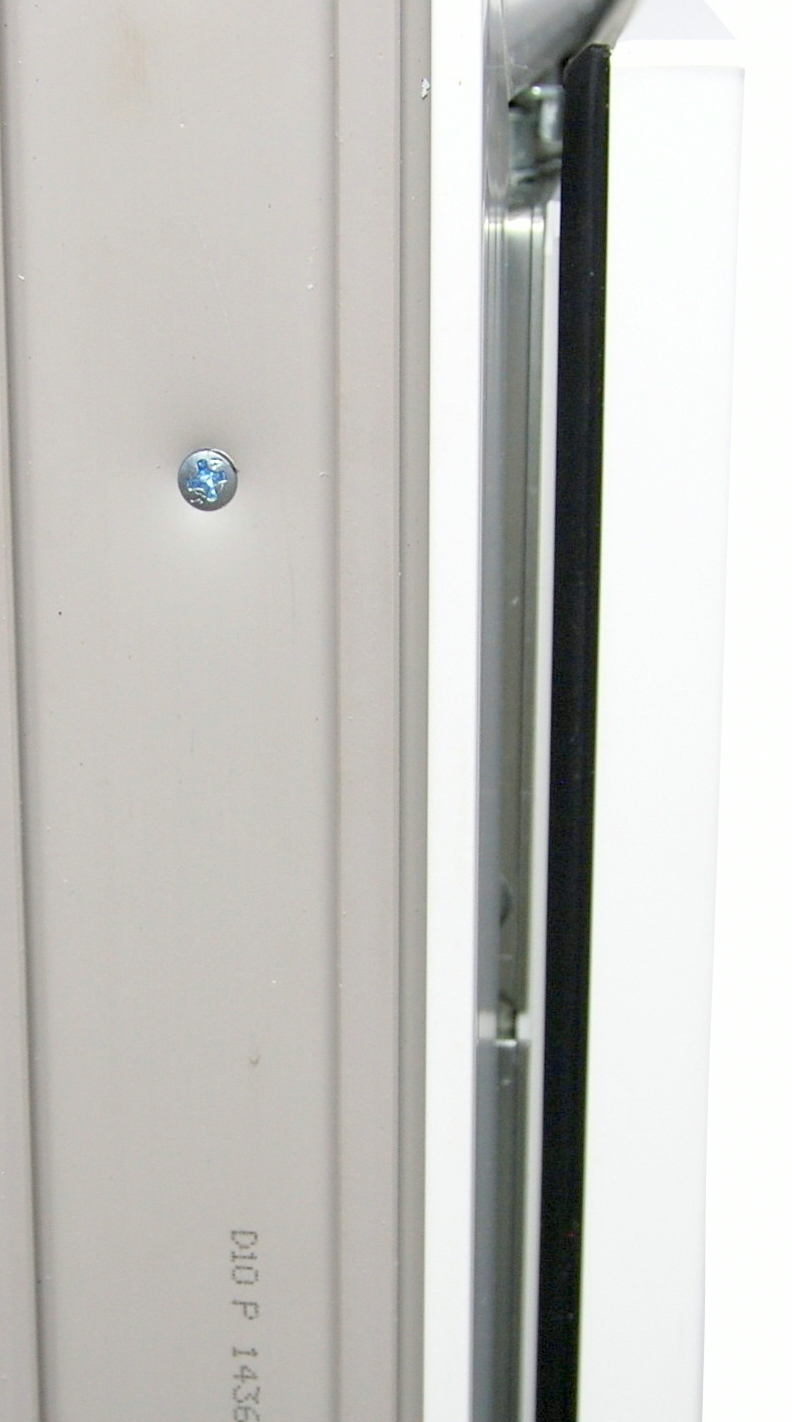 OKNO PCV 800 x 800 RU 1 x ANTRACYT ZEWNĘTRZNY Marka Alucon