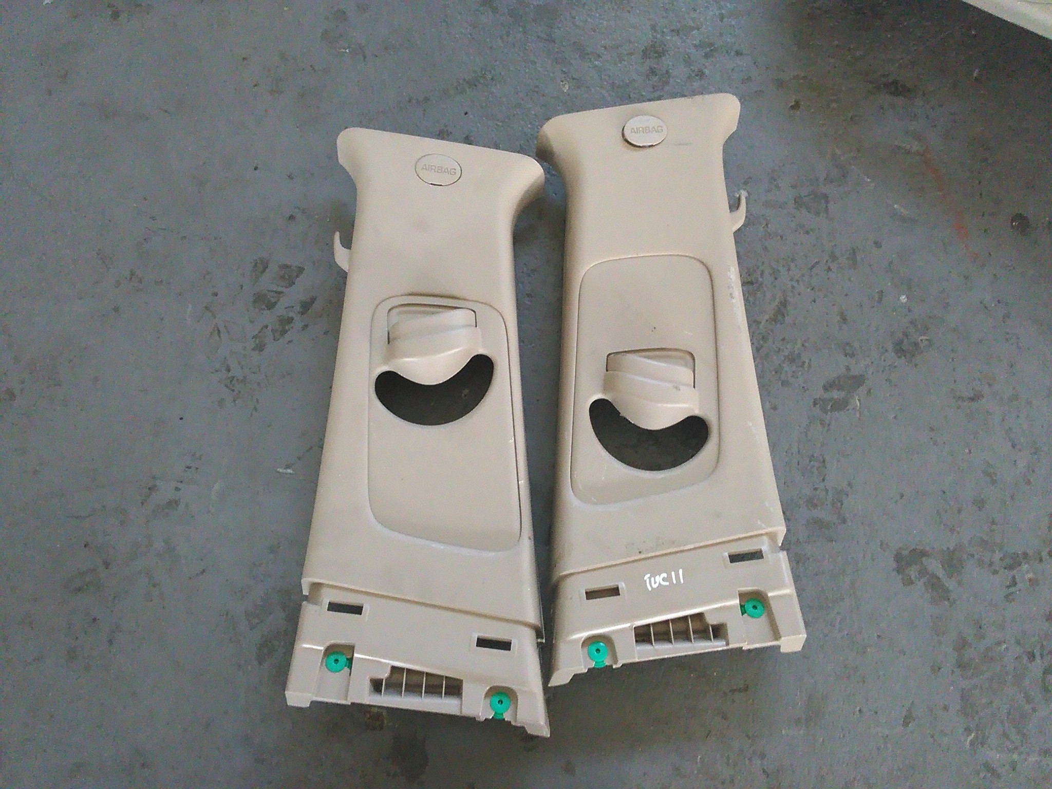 HYUNDAI TUCSON II 2015-18 КРЫШКА СТОЙКИ БЕЗ СТОЙКИ