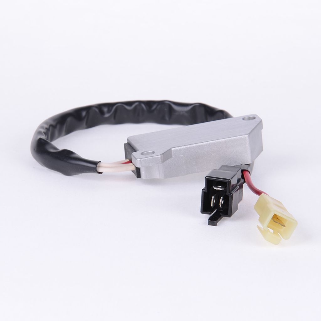 REGULATOR NAPIĘCIA YAMAHA XV 1100 VIRAGO 89- JAPAN Numer katalogowy części RGU-201