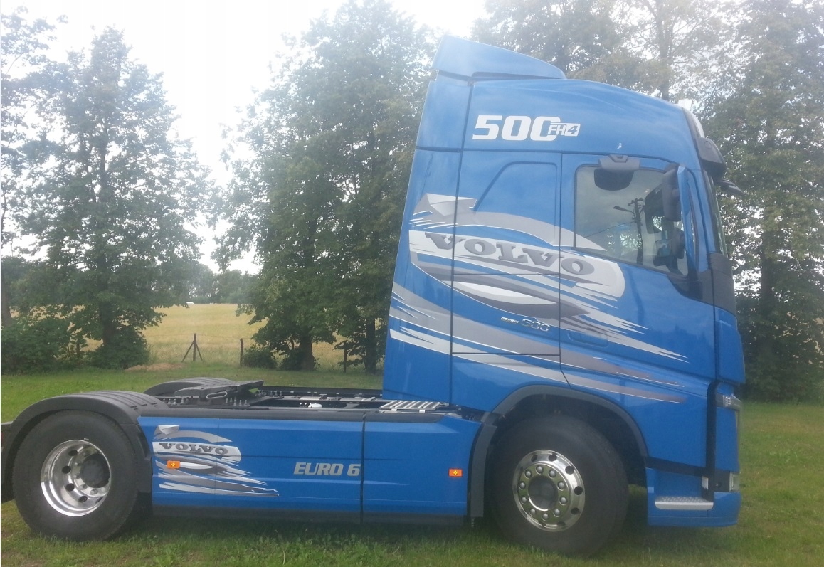 Наклейка на Volvo fh4 Globetrotter