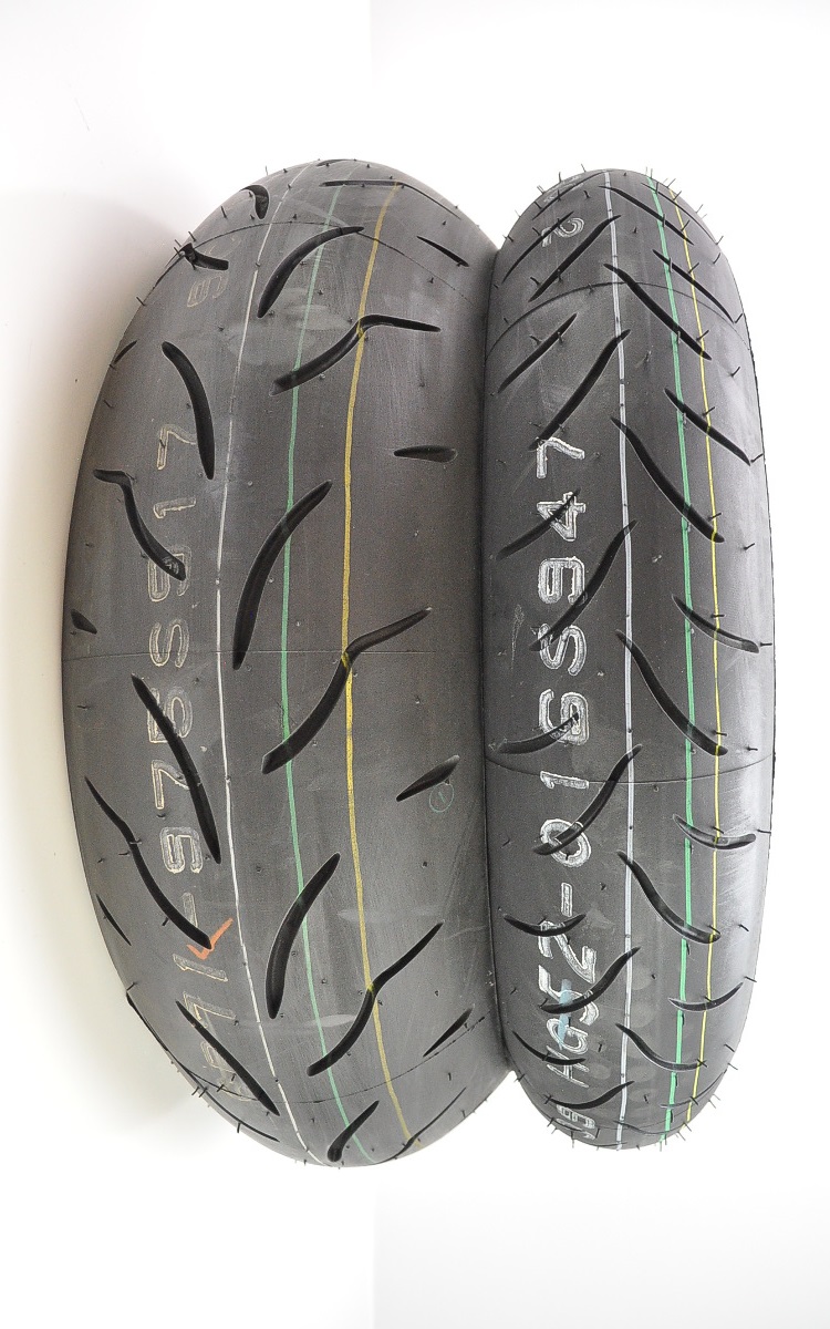 BRIDGESTONE BT016 PRO 120 / 70ZR17 180 / 55ZR17 КОМПЛЕКТ